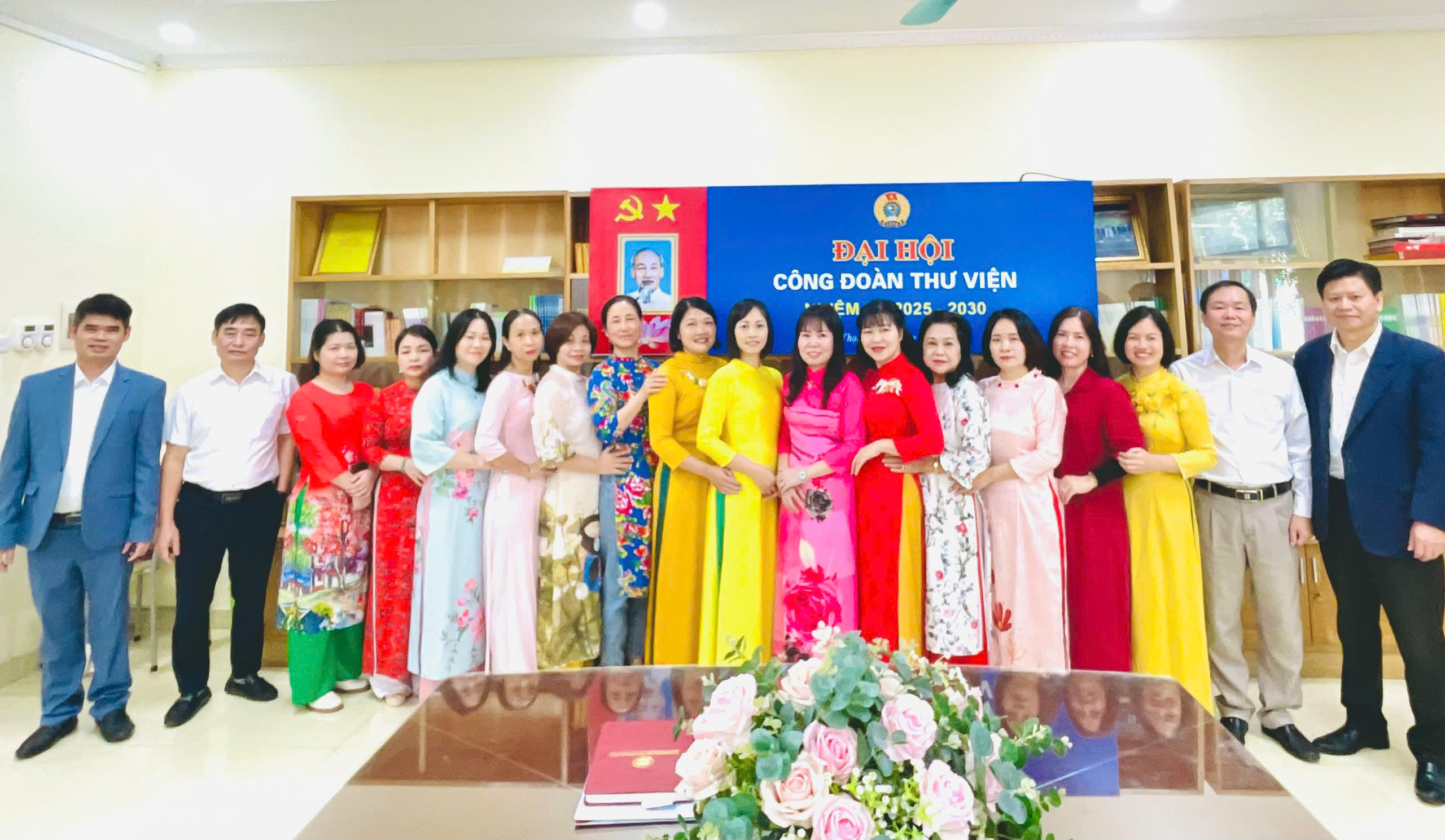 Đại hội Công đoàn Thư viện, Trường ĐHSP Hà Nội 2 nhiệm kỳ 2025-2030 thành công tốt đẹp