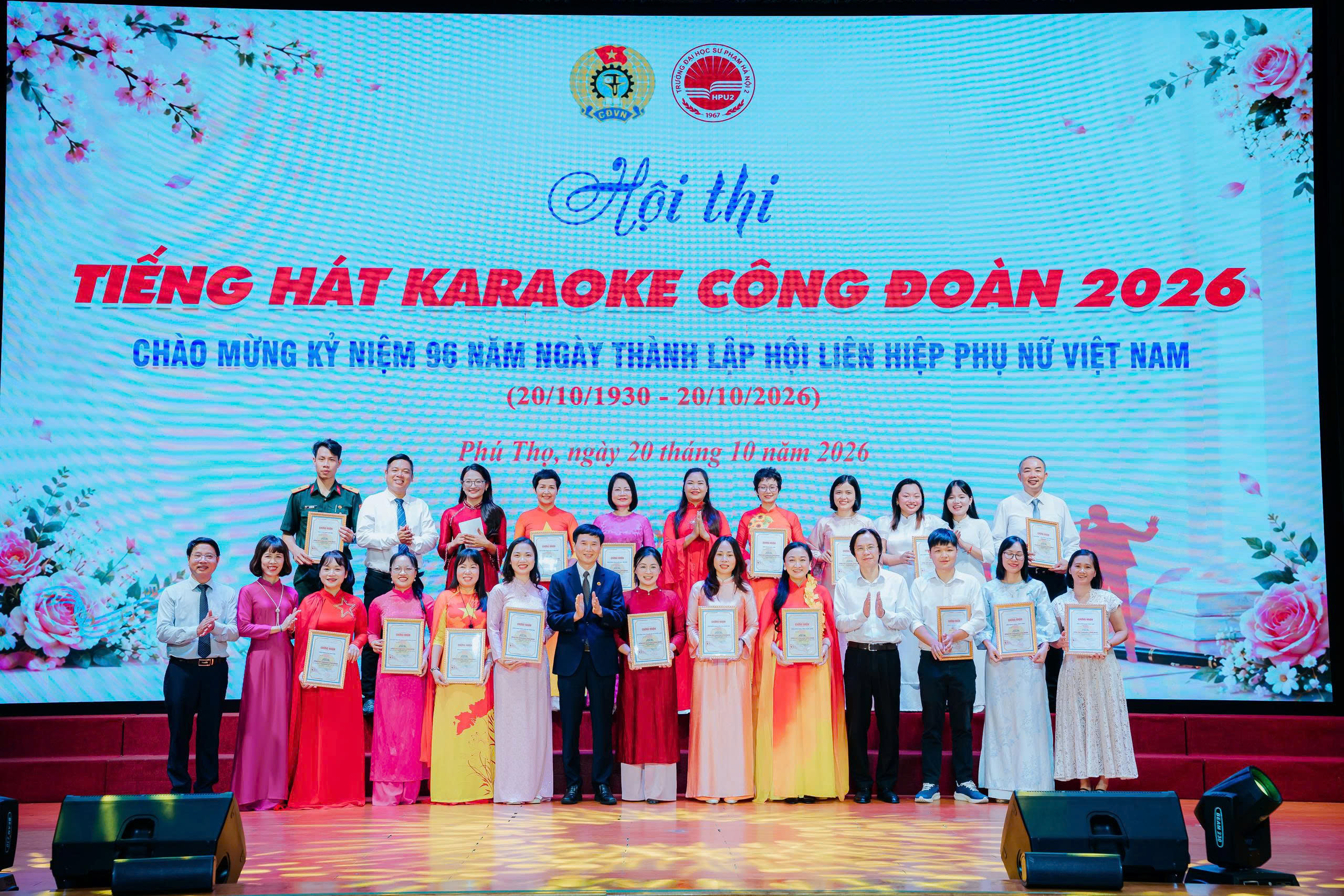 Rộn ràng chương trình Kỷ niệm 96 năm Ngày thành lập Hội LHPN Việt Nam và Hội thi Tiếng hát Karaoke Công đoàn