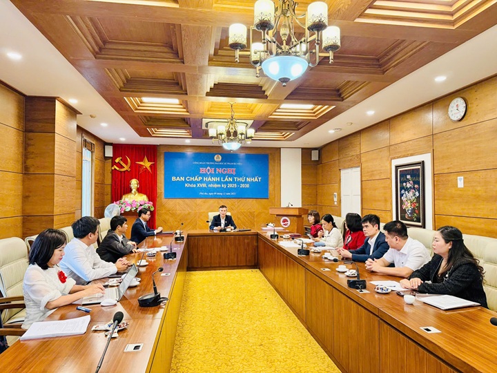 Hội nghị Ban Chấp hành Công đoàn Trường ĐHSP Hà Nội 2 lần thứ nhất, nhiệm kỳ 2025 - 2030